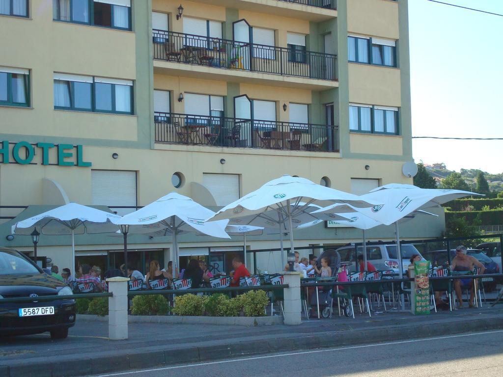 Hotel Brisamar Bañugues Exterior foto